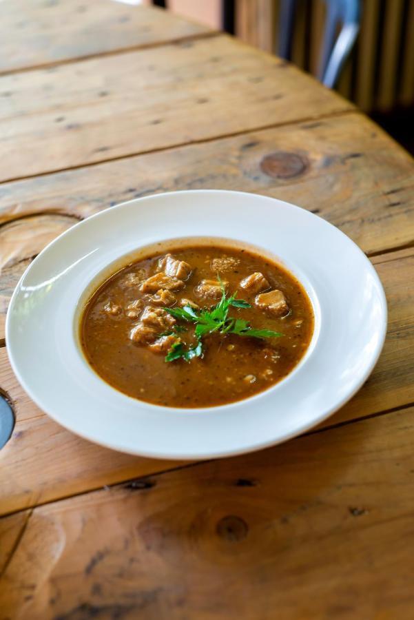 Penzion A Bistro Dilna Třeboň Kültér fotó