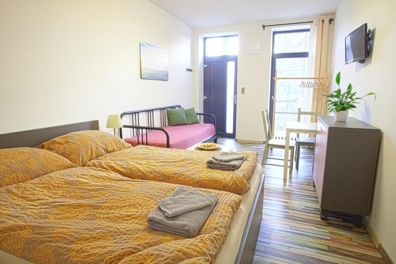 Penzion A Bistro Dilna Třeboň Kültér fotó