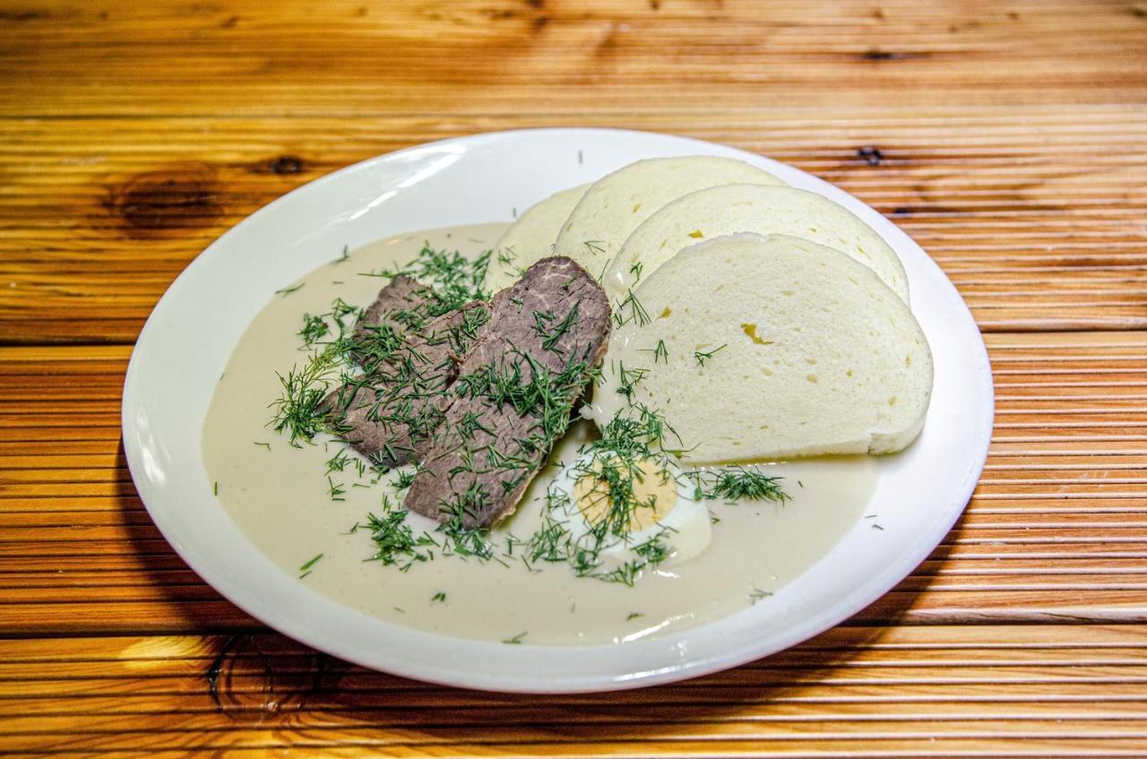Penzion A Bistro Dilna Třeboň Kültér fotó