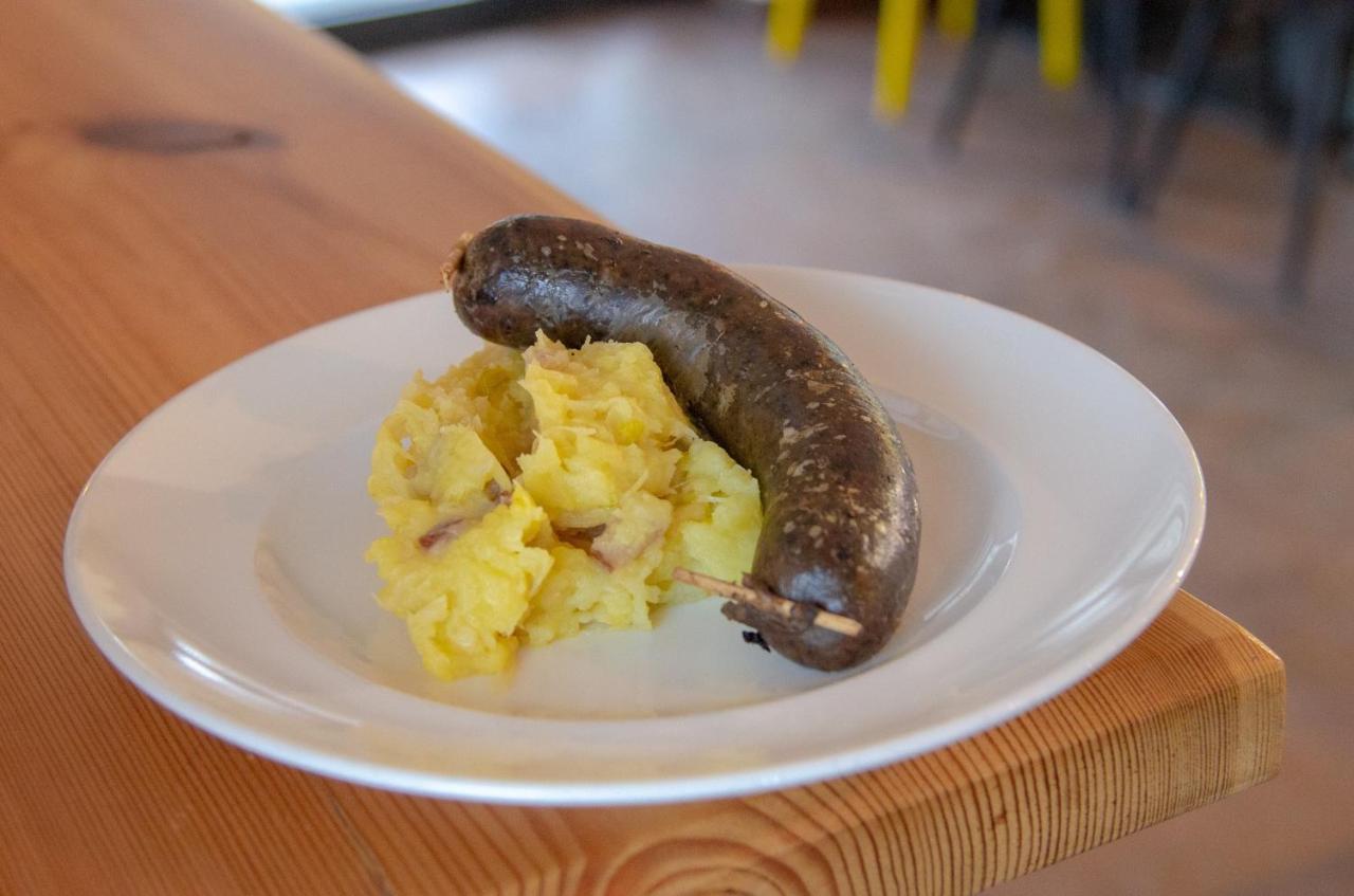 Penzion A Bistro Dilna Třeboň Kültér fotó